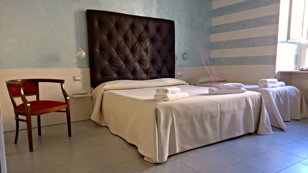 Airport Station Bergamo Hotel Ruang foto